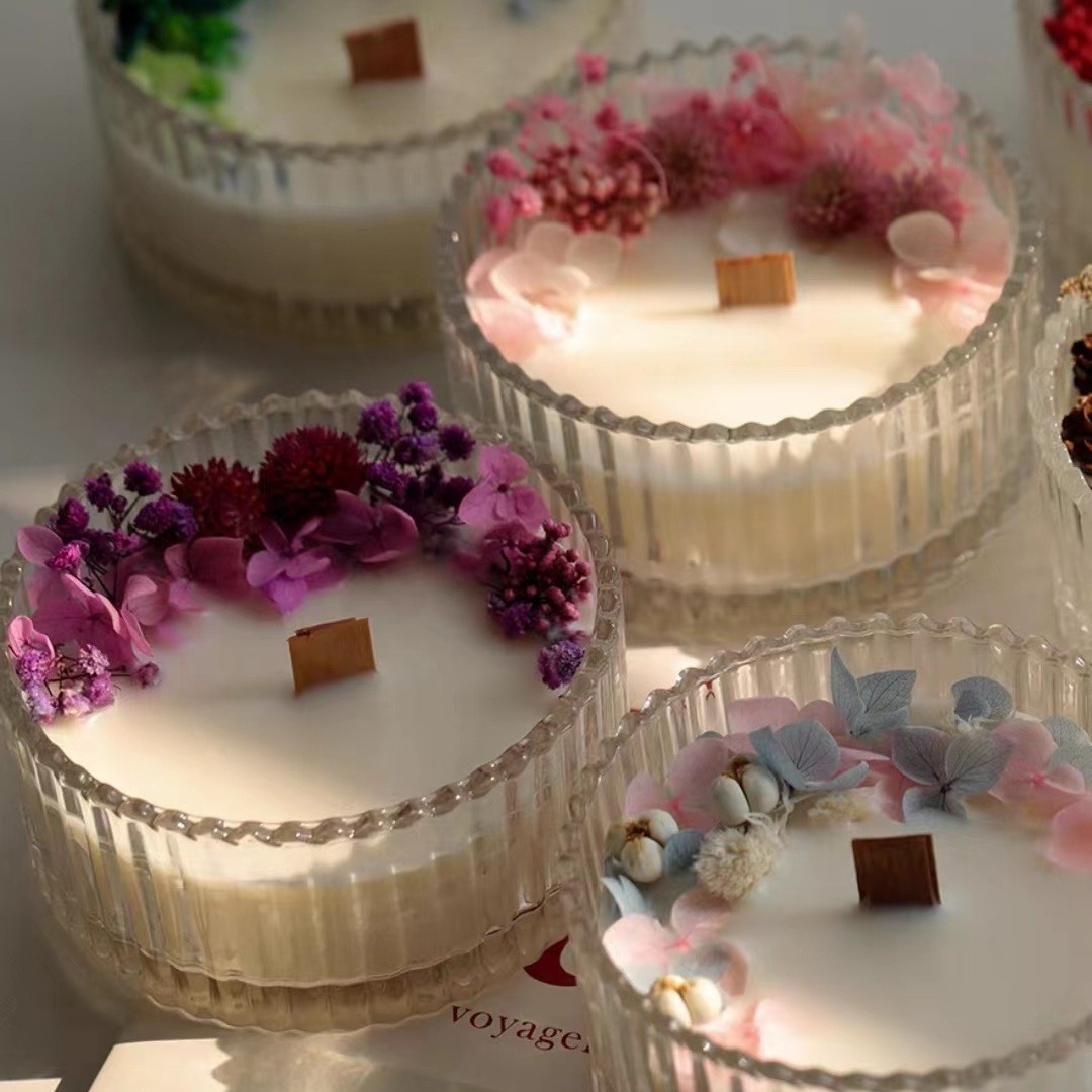 De estilo europeo de la celebridad de Internet bolso de Mongolia caramelo de fruta seca de almacenamiento caja de la joyería jarra Candelabro hecho a mano aromaterapia vela taza adornos de vidrio