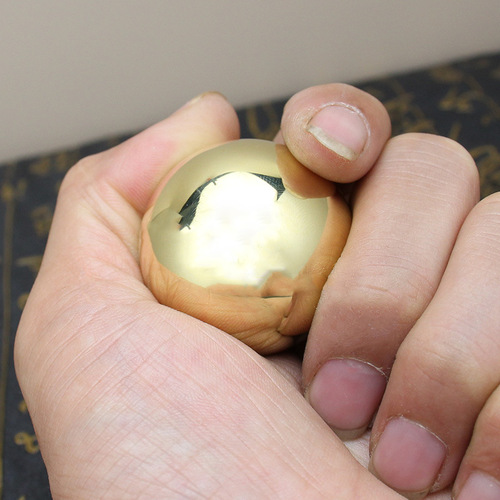 All-brass solid copper ball health ball fitness ball for middle-aged and elderly people health ball hand ball massage ball player pair