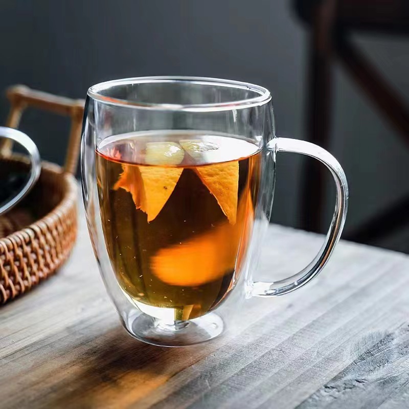 Venta al por mayor restaurante jugo taza de café doble aislamiento vidrio con mango transparente publicidad regalo taza leche