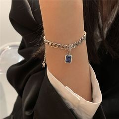 ペルシャ湾海水青ジルコン独特の幸運なブレスレット女子学生ins小衆デザイン軽豪華で洗練された高級
