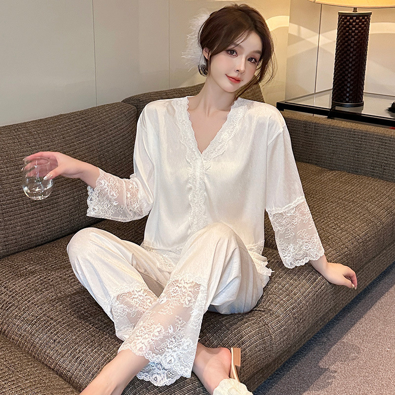 V-Neck Pajamas for Women, New Summer Style, Ice Silk Cool Lace Trim Loungewear, Cute Cartoon Style, Slimming Set V-Neck Pajamas for Women, New Summer Style, Ice Silk Cool Lace Trim Loungewear, Cute Cartoon Style, Slimming Set