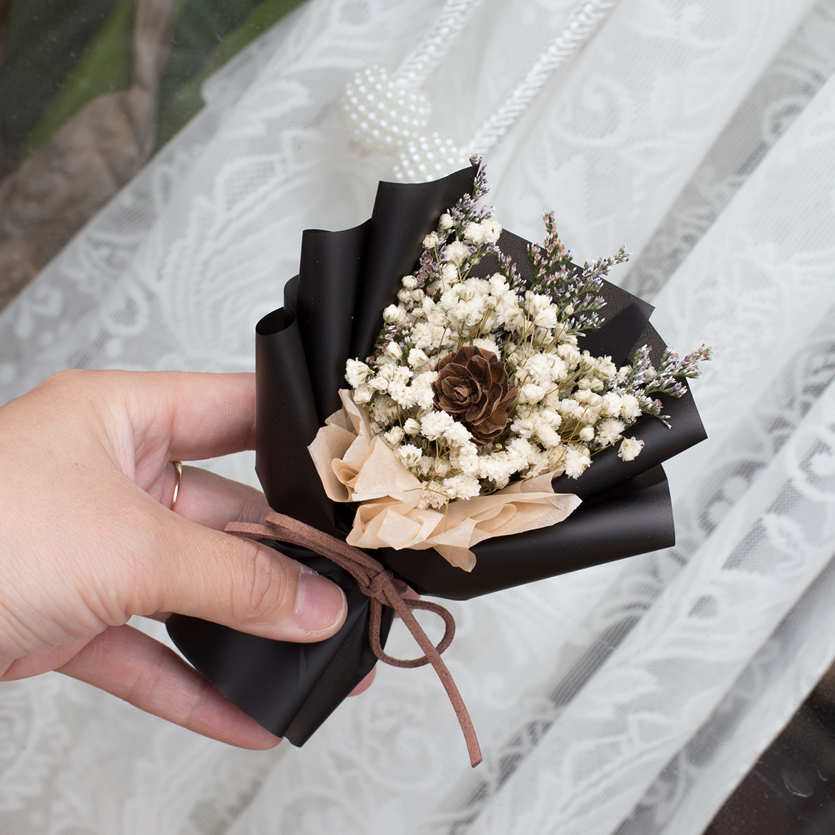 아침저녁으로 꽃을 따다