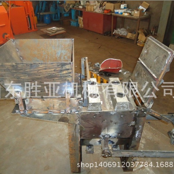 手工砖机价格 连锁砖机价格 免烧粘土砖机价格 QMR2-40