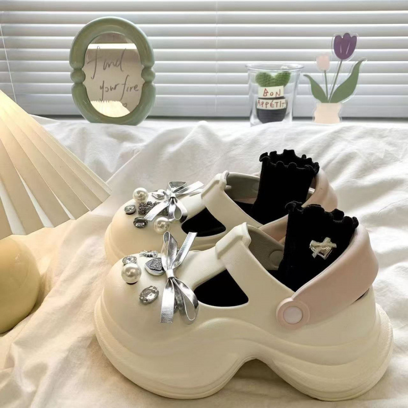 작은 허리 화이트 [나비넥타이 MIUMIU 곰]