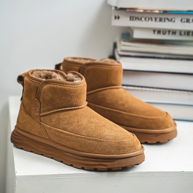 Northeast Snow Boots for Men, Genuine Leather Short Boots, Winter Fleece-Lined and Thickened Slip-On Warm Cotton Shoes Northeast Snow Boots for Men, Genuine Leather Short Boots, Winter Fleece-Lined and Thickened Slip-On Warm Cotton Shoes