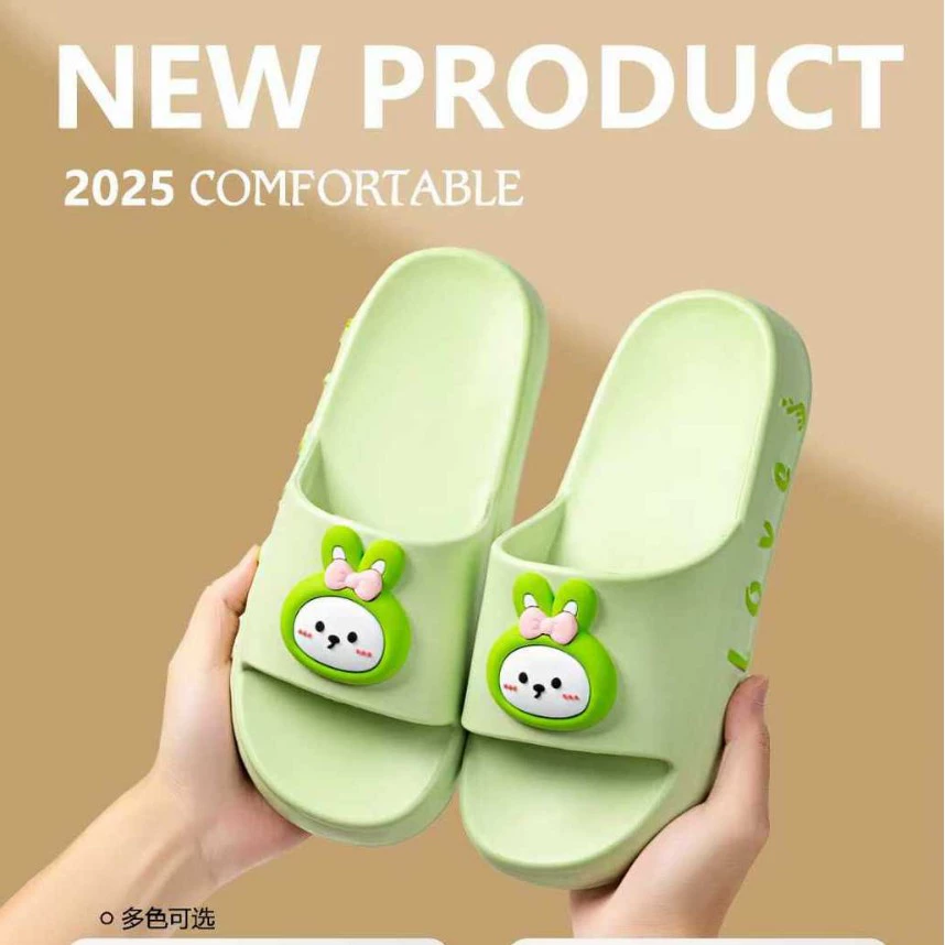 Новая пара тапочки дамы лето 2025 новый интерьер дом пара нескользящая ванная комната с толстой подошвы холодный человек