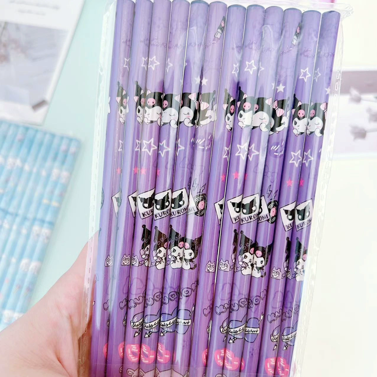 Карандаши Sanrio 12 шт в盒ке Kuromi cinnamon dog деревянные карандаши для школьников, художественные карандаши, пишущие ручки HB