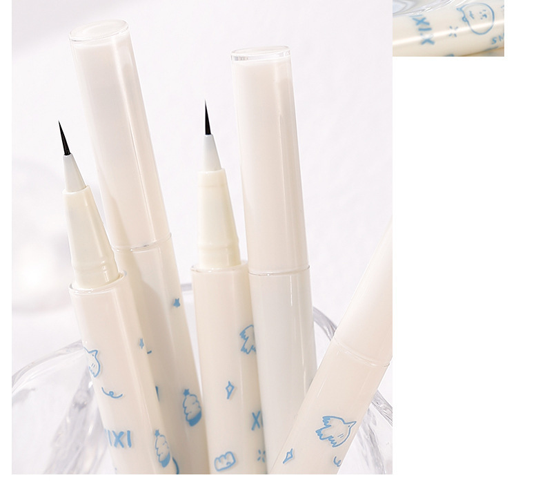 The makeup xixi cute bear soft and smooth eyeliner pen is extremely fine, waterproof, sweat-proof and does not smudge down to the eyelashes undefined