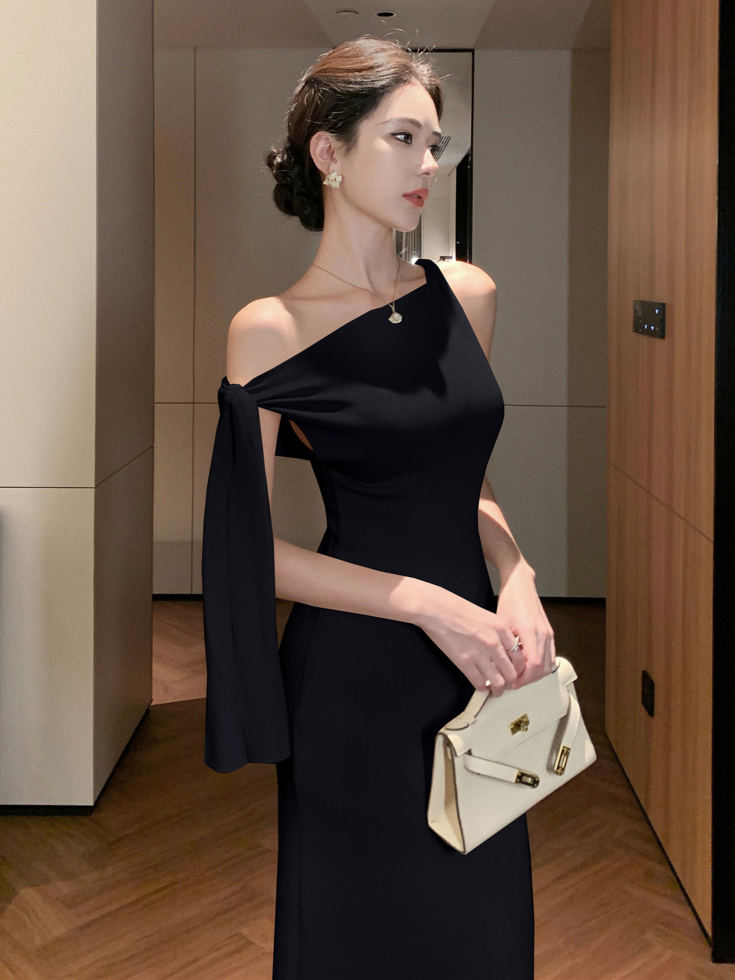 Design sexy fitted dress