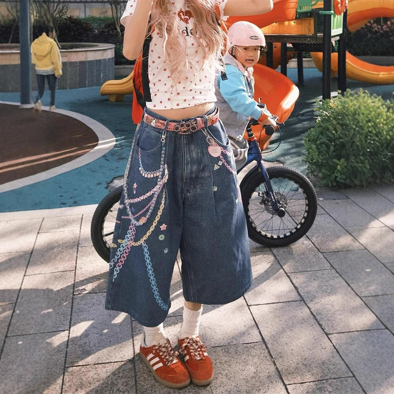 American Retro Denim Mid-Length Pants for Women in Summer, Colorful Printed Straight Wide-Leg Cropped Pants, Loose Design Shorts