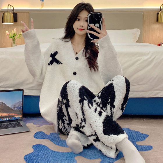 Korean Striped Half Velvet Pajamas Women's Winter New Thickened Plush Knitted Autumn and Winter Home Clothes suit Can Wear