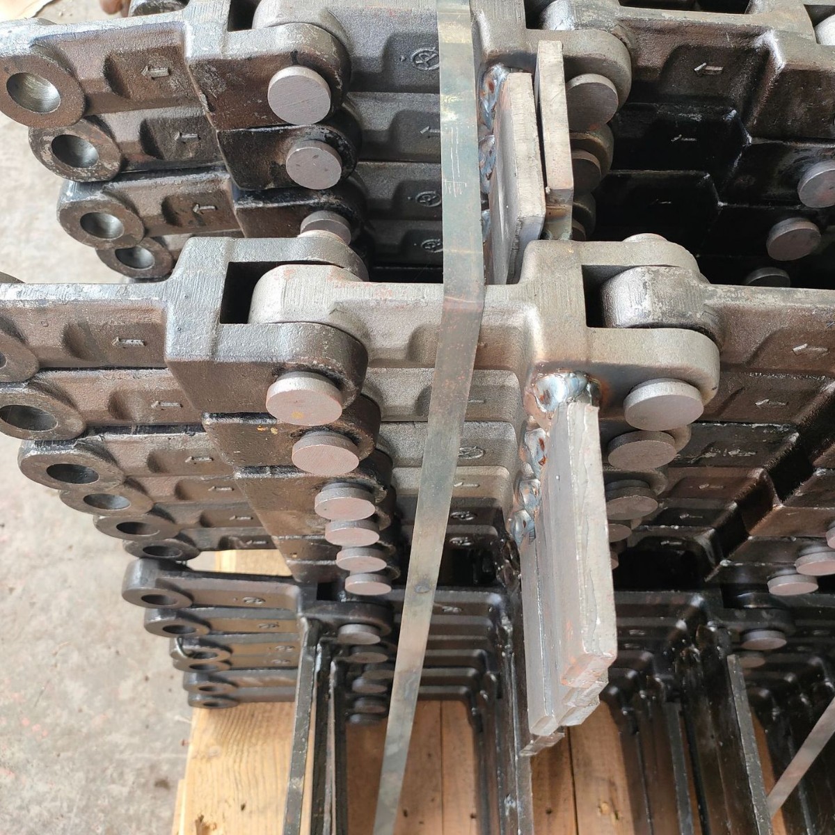 实地厂家销售埋刮板链条，欲购从速！