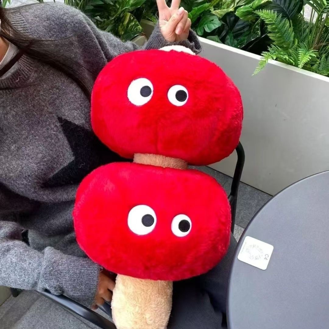 Cute and Adorable Candied Hawthorn Plush Pillow Toy, Super Soft Sofa Cushion, Hand Warmer, Birthday Gift