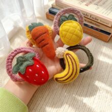 Ů������Ȧ���˷���ͯˮ������Ӥ��ͷ������Ůͯ�ߵ�����Ƥ��ͷ��