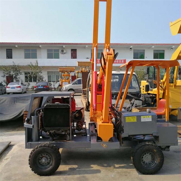 Mountain Climbing Loading Guardrail Piling Machine Stable Drilling and Extraction Guardrail Piling and Drilling All-In-One Machine Can Be Customized