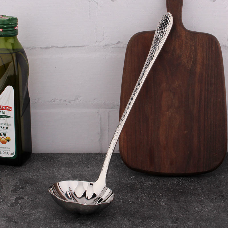 COOKONE 18 / 10 acero inoxidable en forma de pétalos de sopa de bebida de mango largo de martillo de fuego de sopa de arroz de sopa de arroz de sopa de sopa de arroz