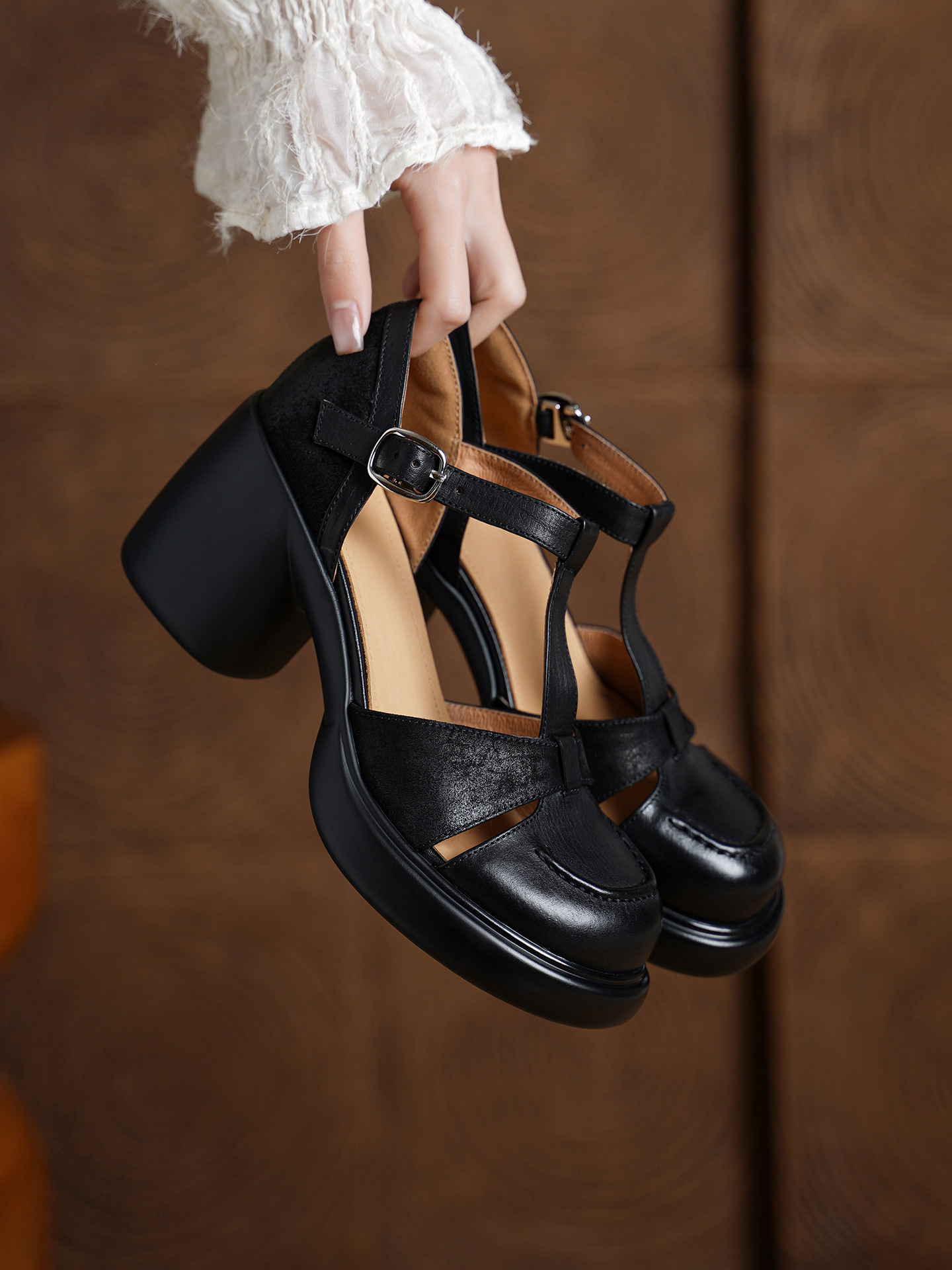 Sandal nữ cao gót mũi nhọn quai chữ T da bò, gót 8 cm — đen chi tiết 3
