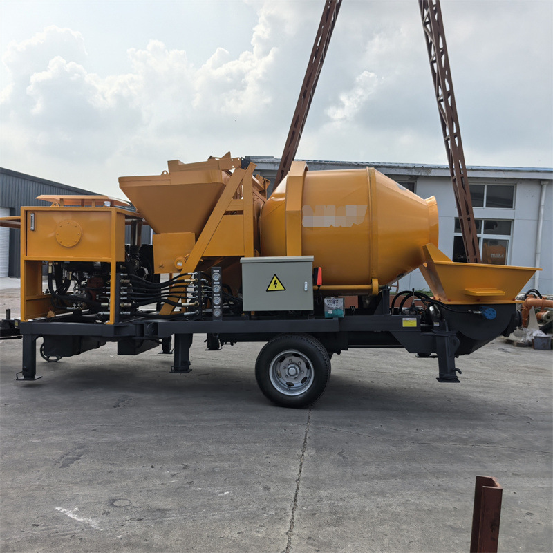 滚筒式搅拌泵送一体机 拖泵带100米管道 混凝土搅拌输送机 铲车