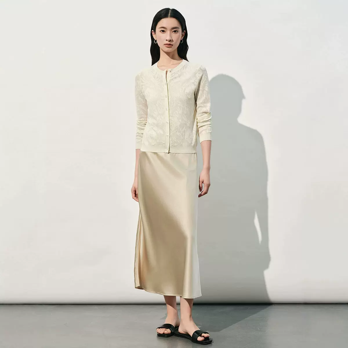 春季新品桑蚕丝长袖针织衫女真丝上衣女内搭打底宽松提花开衫