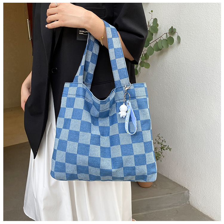 Fashion Plaid Square Open Tote Bag display picture 4