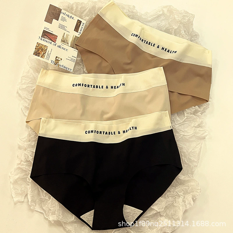 Новое популярное ледяное шелковое нижнее белье для студенток японские Бесшовные милые со средней талией для подъема бедер крутые антибактериальные трусы лето