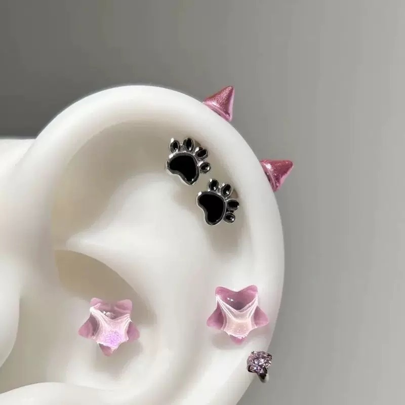 Cool and Sweet Cat Claw Devil Stud Earrings, Unique and Creative Versatile Niche High-End Earrings