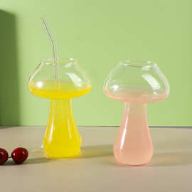 网红创意蘑菇玻璃酒杯 酒吧KTV个性鸡尾酒杯带吸管果汁饮料杯
