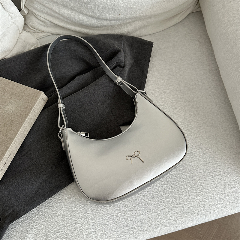 2024 nuevo este año bolsos populares de moda de mujer alta sensación de hombro bolso de brazo nicho de diseño bolso de bolso de bolso