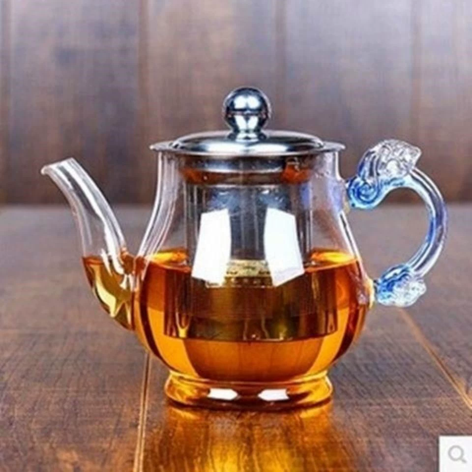 Стеклянный маленький чайник, ароматизированный чай, набор чая