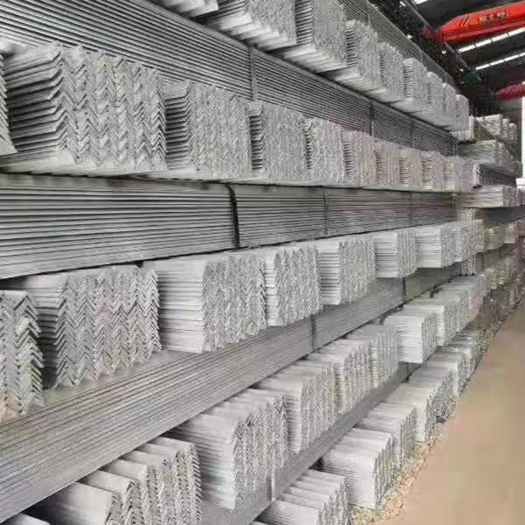 郑州批发40*5 50*5 50*6 63*5等边角钢 热镀锌角钢 Q235B镀锌现货