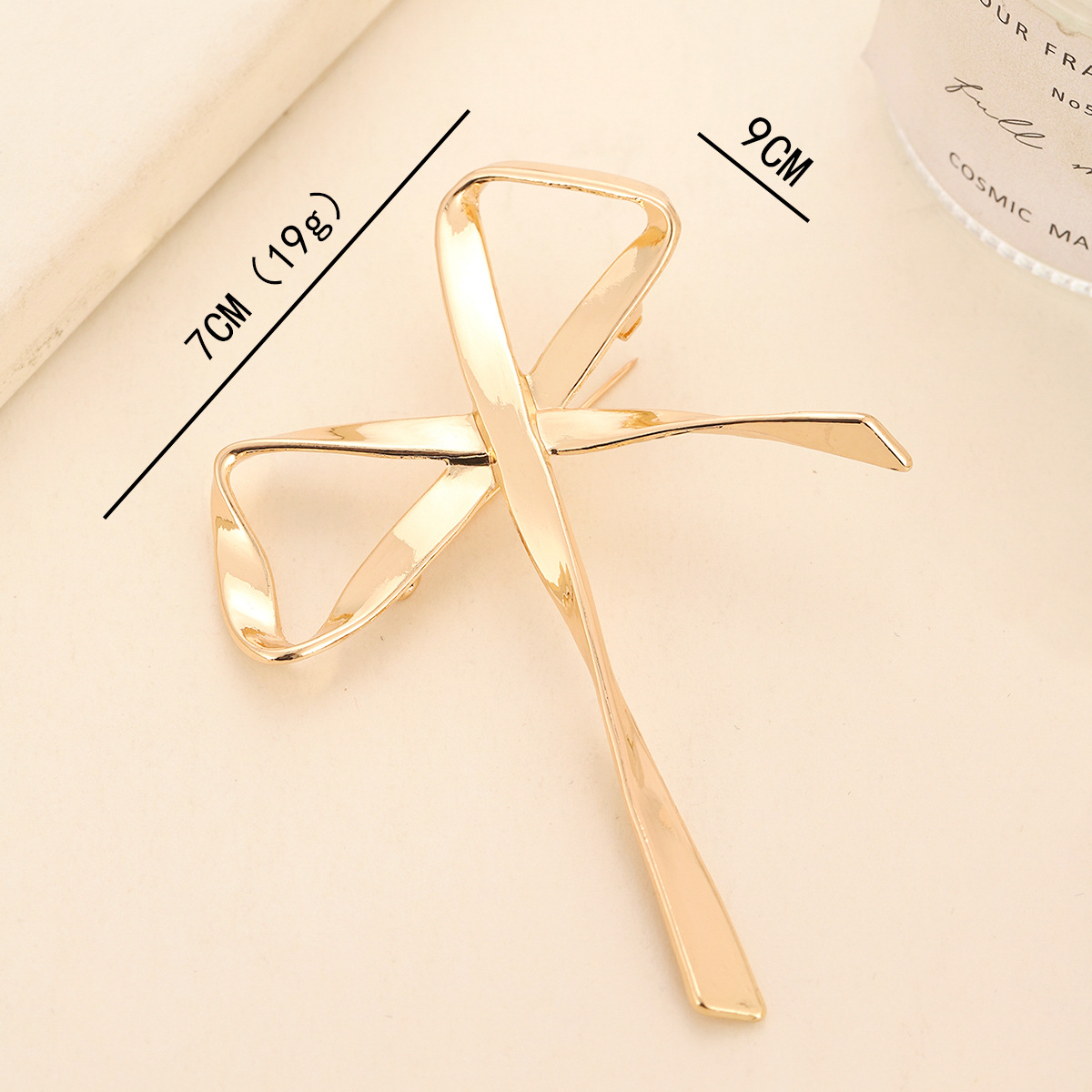 Nuevo broche de arco metálico de flores de brazo mujer sensación de diseño flotante ropa accesorios personales de alto nivel pin ropa accesorios