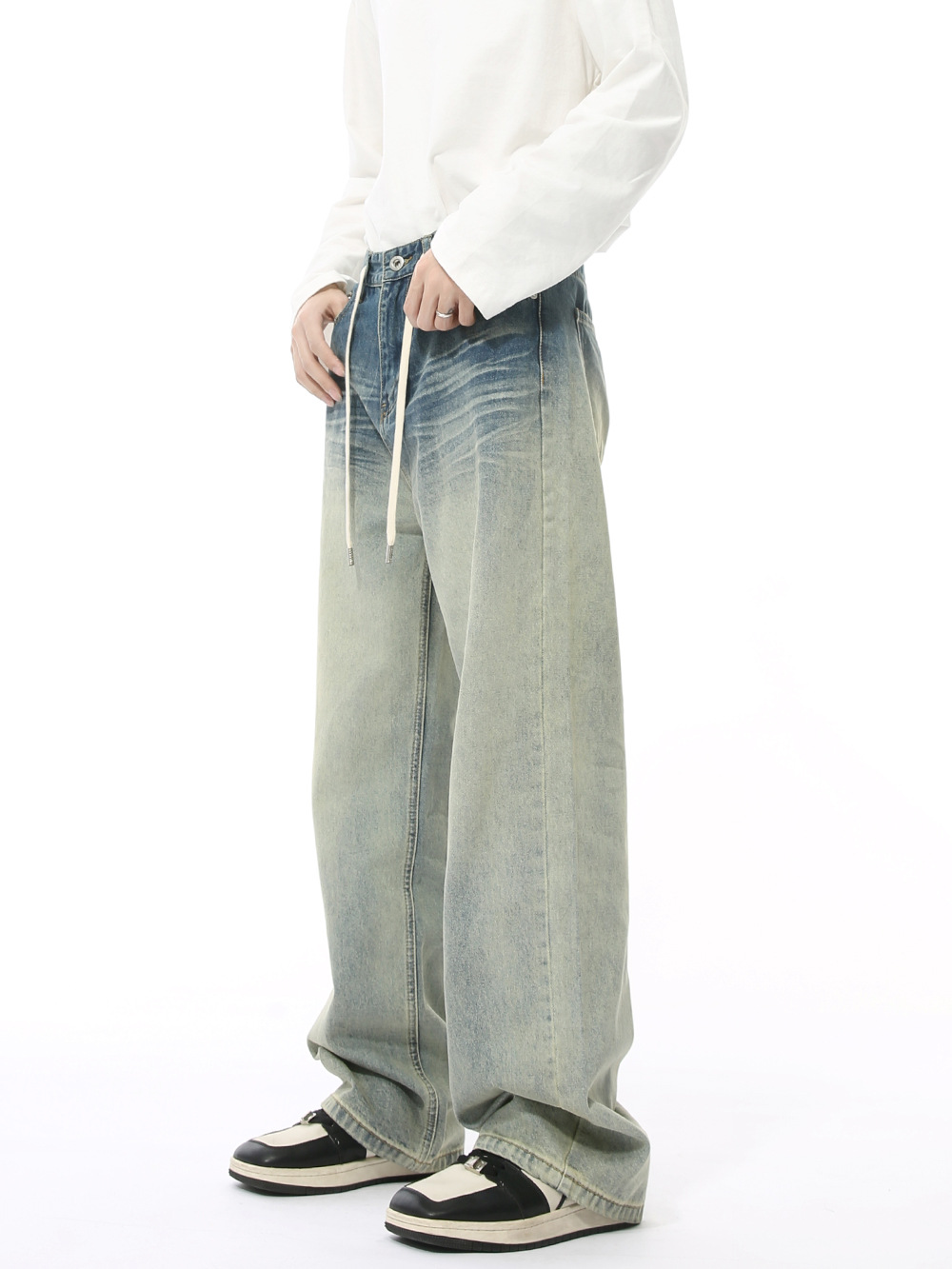 MTLCLOTHES Hombres| Nuevos productos de invierno coreanos retro lavado con agua gradiente de lazos blancos de molienda para hacer jeans viejos de moda