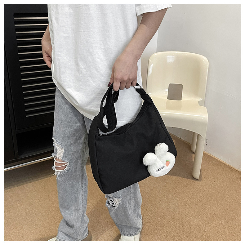 "2024 Autumn New Style Japanese sweet and fashionable single-shoulder bag, simple and cute crossbody bag, one-piece consignment. undefined