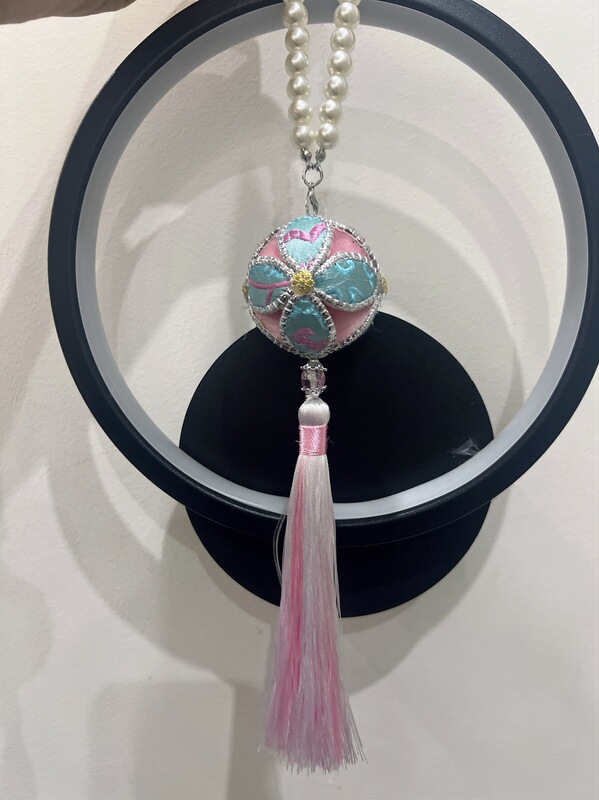 広西チワン族自治区京西アジサイ中国錦刺繍ペンダント工芸品エスニック特徴 4cm 工芸品真珠吊りチェーン|undefined