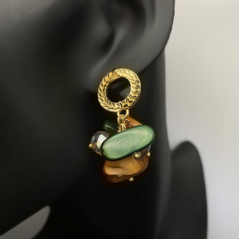 Hong Kong style niche design colorful shell copper plated 18K real gold earrings 925 silver needle earrings simple and elegant