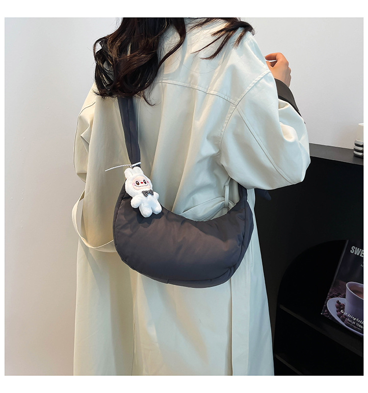 165g Weight Polyester Cotton Lining Material Sewing Thread Fashion Element Zipper Closure Type Single Shoulder Strap Strap Type Crossbody Bag Bags Type Daily, Street Occasion Nylon Material Solid Color Pattern All Seasons Season Women's Gender Basic, Classic Style Style Dumpling Shape Shape Medium Size Women's Medium Nylon Solid Color Basic Classic Style Sewing Thread Dumpling Shape Zipper Crossbody Bag 19