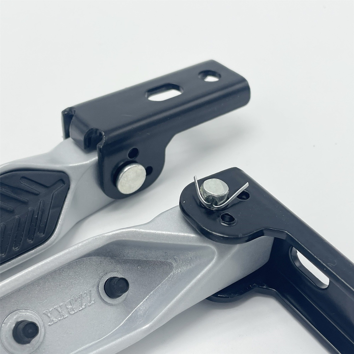Yulong M9 Folding Pedal Hole Distance 2~3.5cm Yadi New National Standard Electric Vehicle Inclined Installation Foot Footrest