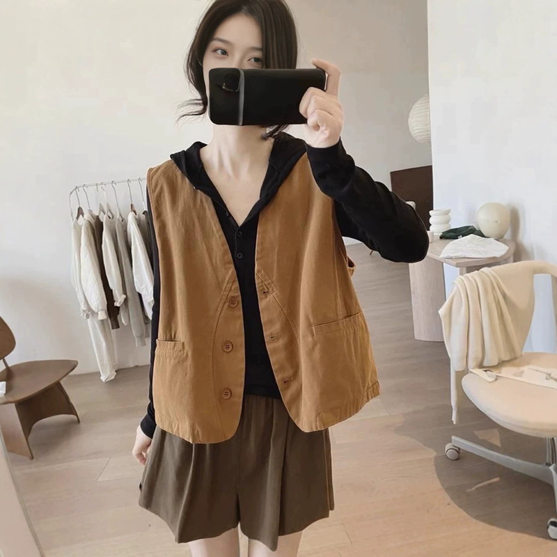 Solid color vest jacket for women, new spring and autumn style, loose fit, slimming V-neck, simple and unique design, workwear vest Solid color vest jacket for women, new spring and autumn style, loose fit, slimming V-neck, simple and unique design, workwear vest