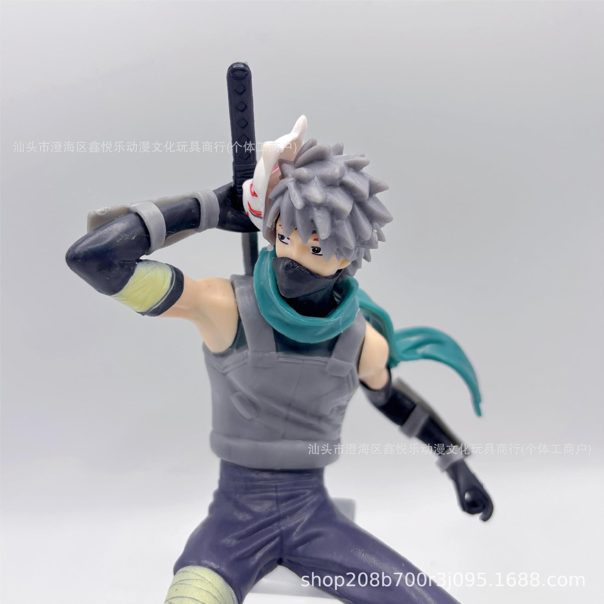 Naruto figura oscura Kakashi animación periférica del coche decoración del modelo del chasis del escritorio muñeca decorativa