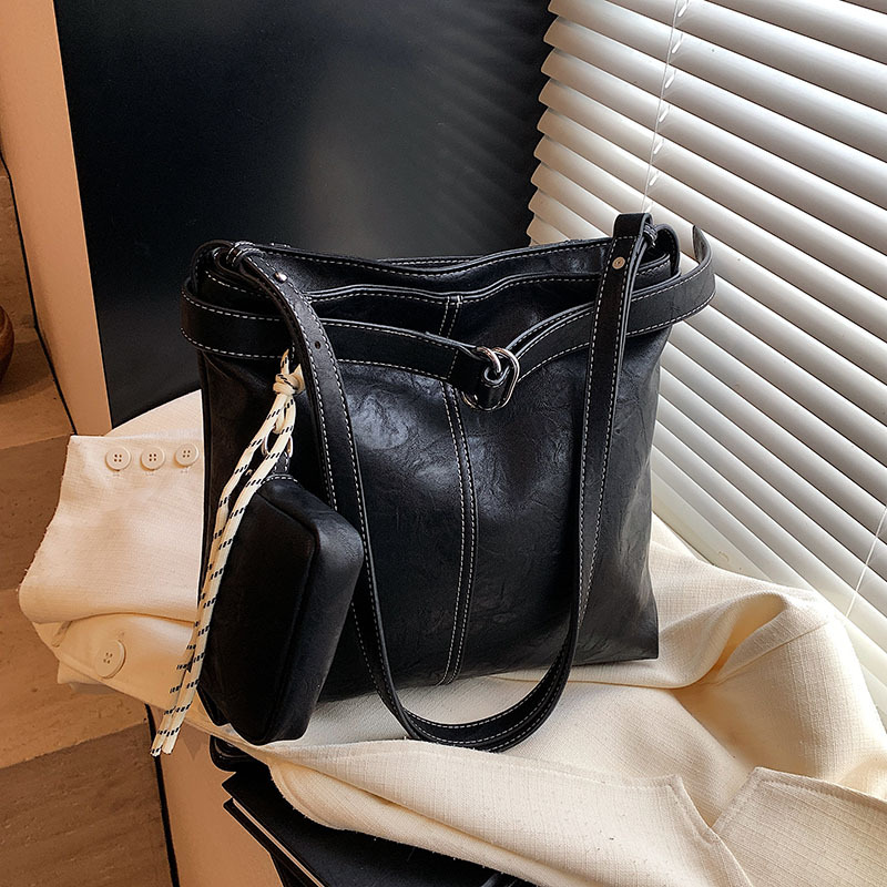 Bolso de mujer moda casual bolso de mujer invierno nuevo estilo coreano de gran capacidad de viaje al trabajo mochila textura superior