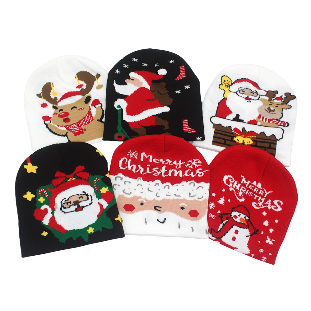 Nuovo Natale per la decorazione autunnale e invernale, caldo cappello lavorato a maglia, cappello di lana con renna di Babbo Natale_voghion.com