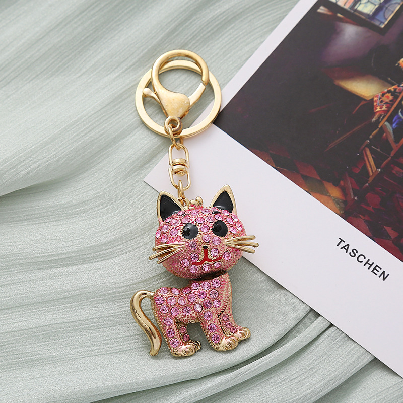 Vintage luxe sleutelhanger, Europese en Amerikaanse creatieve sleutelhanger met diamanten ingelegde kat, schattige cartoon huisdier metalen tasaccessoire, groothandel_voghion.com