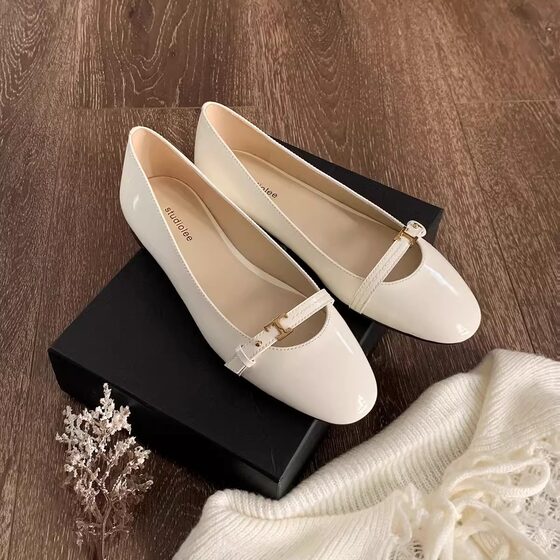 Sheepskin version of grape mother with temperament small round head buckle leather commuter slimming shoes women's Mary Jane shoes