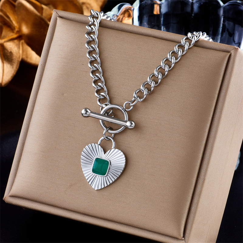 Plating Design Wholesale Jewelry Lady Heart Shape Eye Titanium Steel Plating Necklace