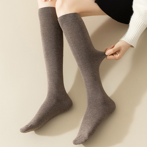 Pressure slimming calf socks for women in spring and autumn Japanese style jk solid color stockings autumn and winter beautiful legs and knee-length white long socks