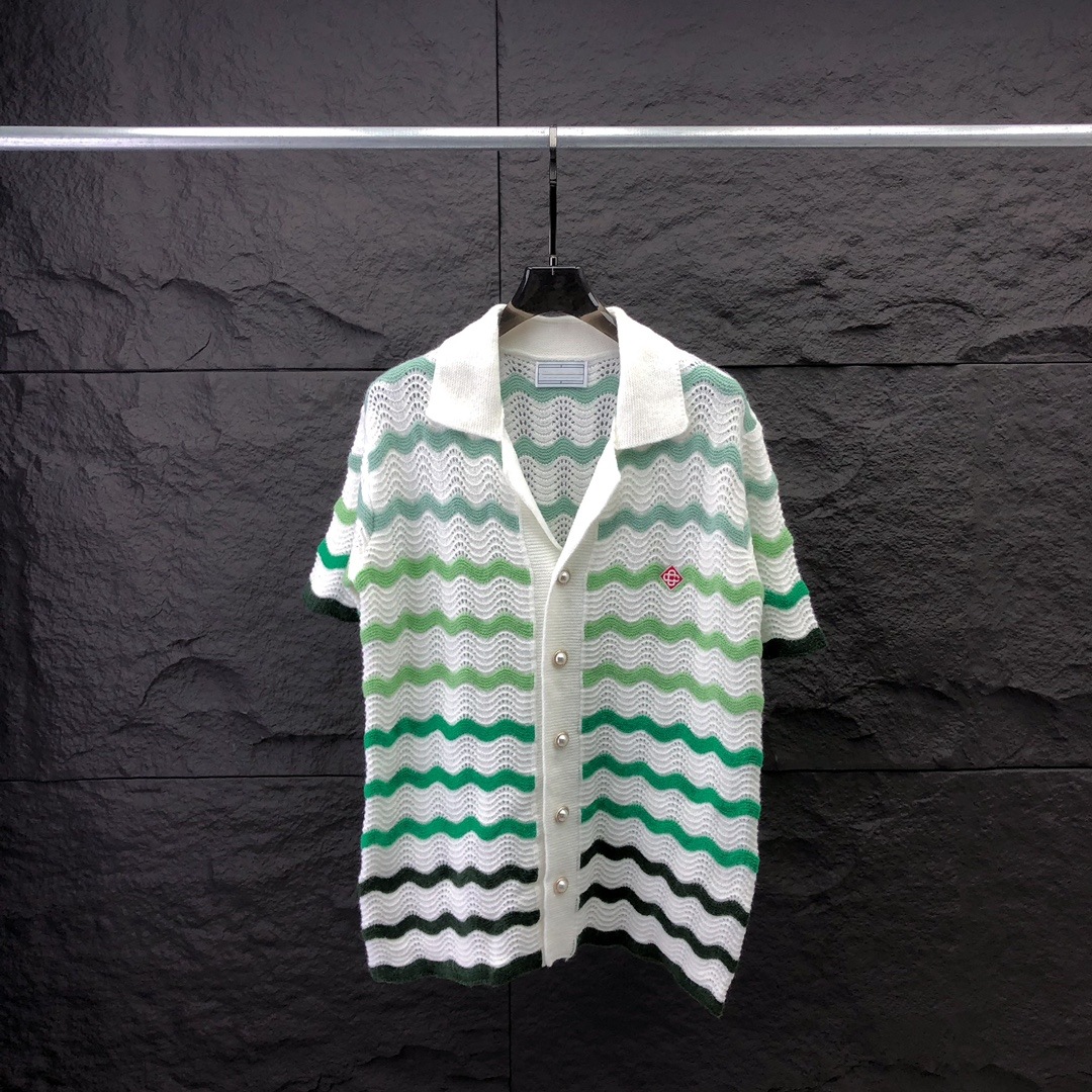 trend knitted shirt