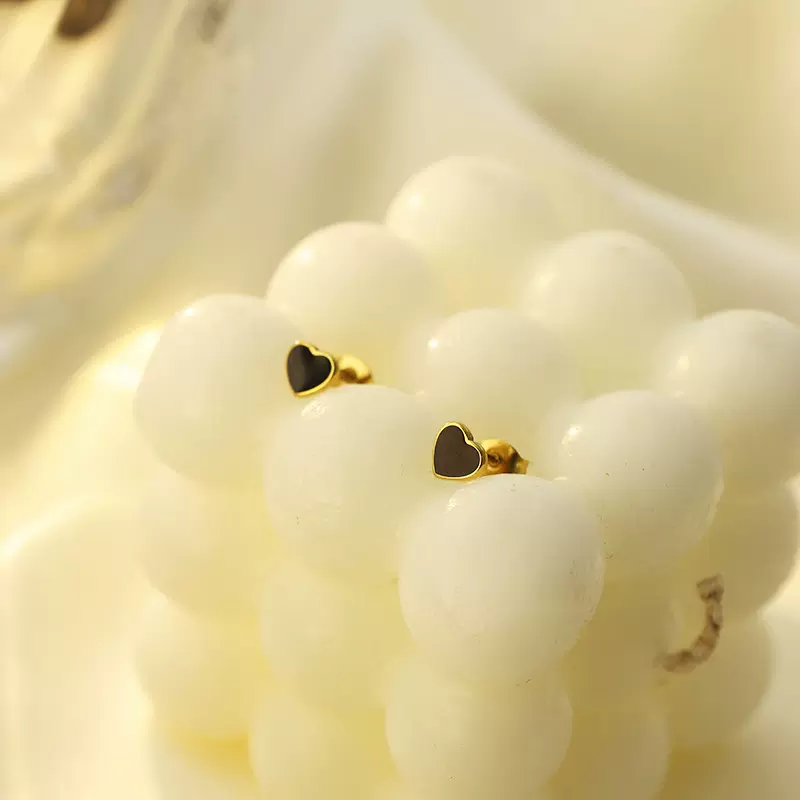 热销欧美爱心不掉色316材质耳钉精致气质高级感小众设计 欧美INS