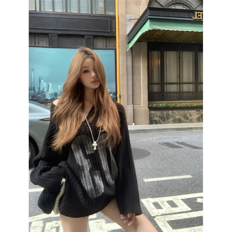 辣妹美式印花领针织衫女复古宽松慵懒休闲设计感黑色毛衣|undefined