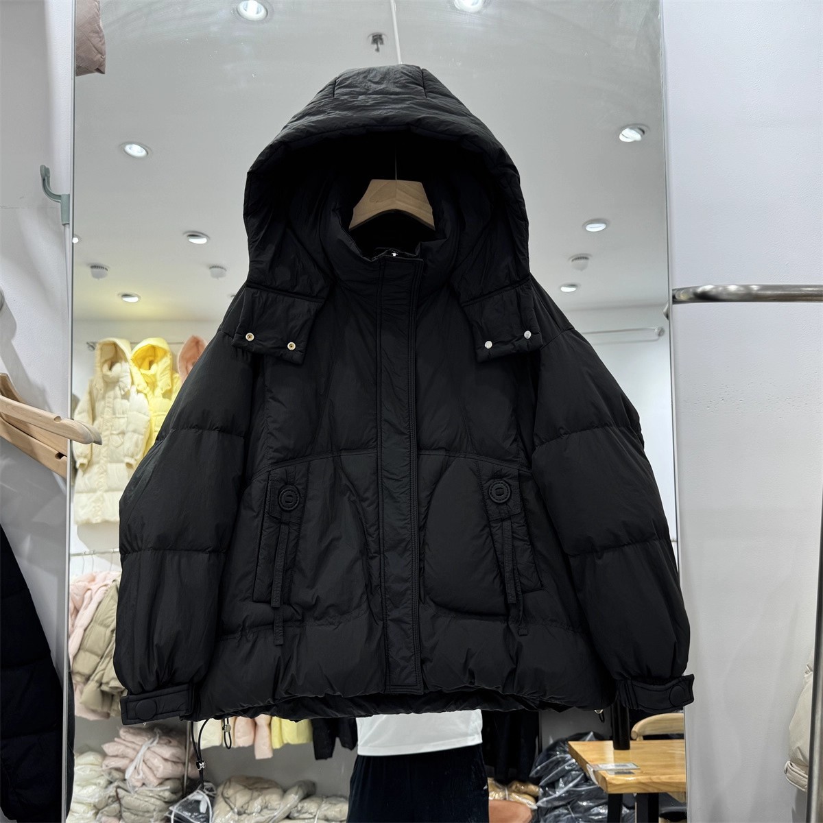 Moda blanca con capuzas redondas chaqueta de plumón para mujeres corto invierno nuevo estilo coreano suelto abrigo de camisa blanca cálida image 7
