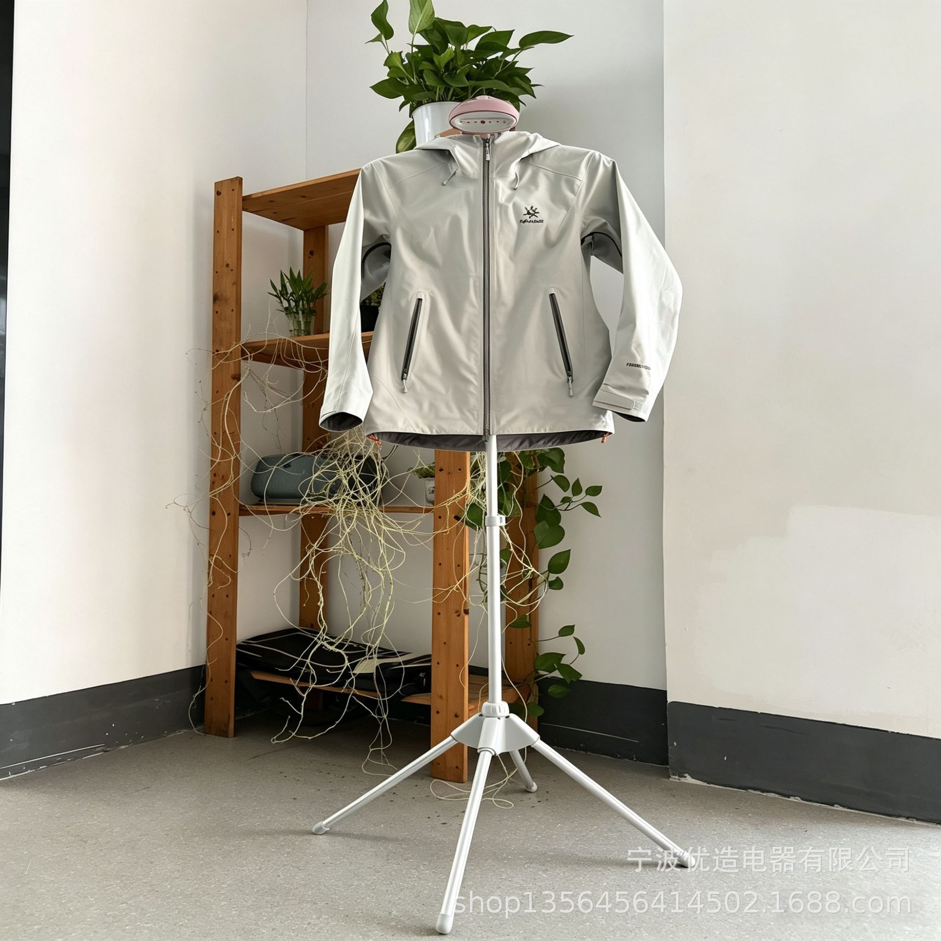 Soporte Telescópico para Vaporizador de Ropa de Aleación de Aluminio Plegable y Ajustable para Hogar
